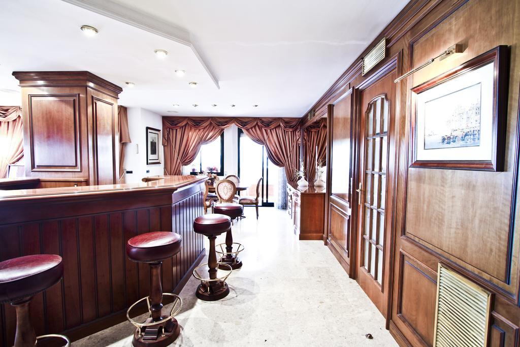 サロウEva Vendrell Planet Costa Doradaアパートメント 部屋 写真