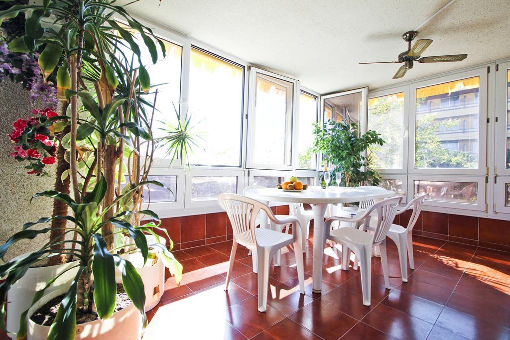サロウEva Vendrell Planet Costa Doradaアパートメント 部屋 写真