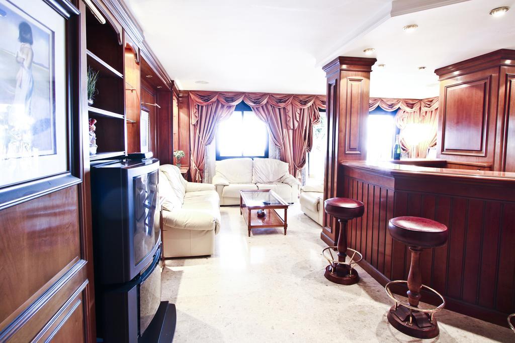 サロウEva Vendrell Planet Costa Doradaアパートメント 部屋 写真